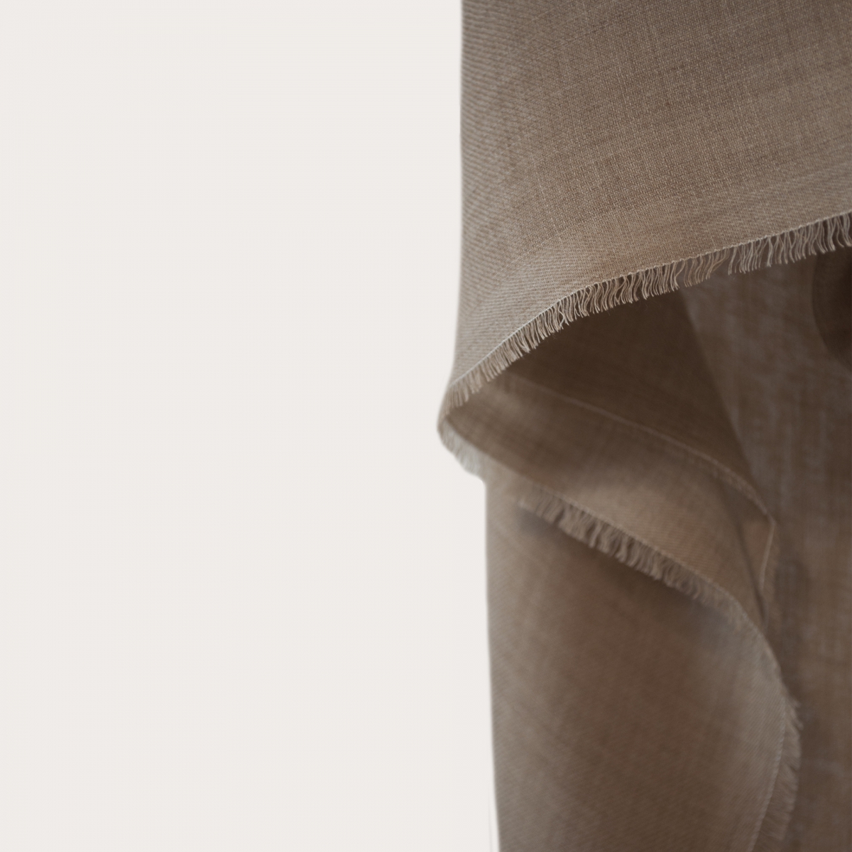 BRUCLE  Rectangular cashmere scarf, beige