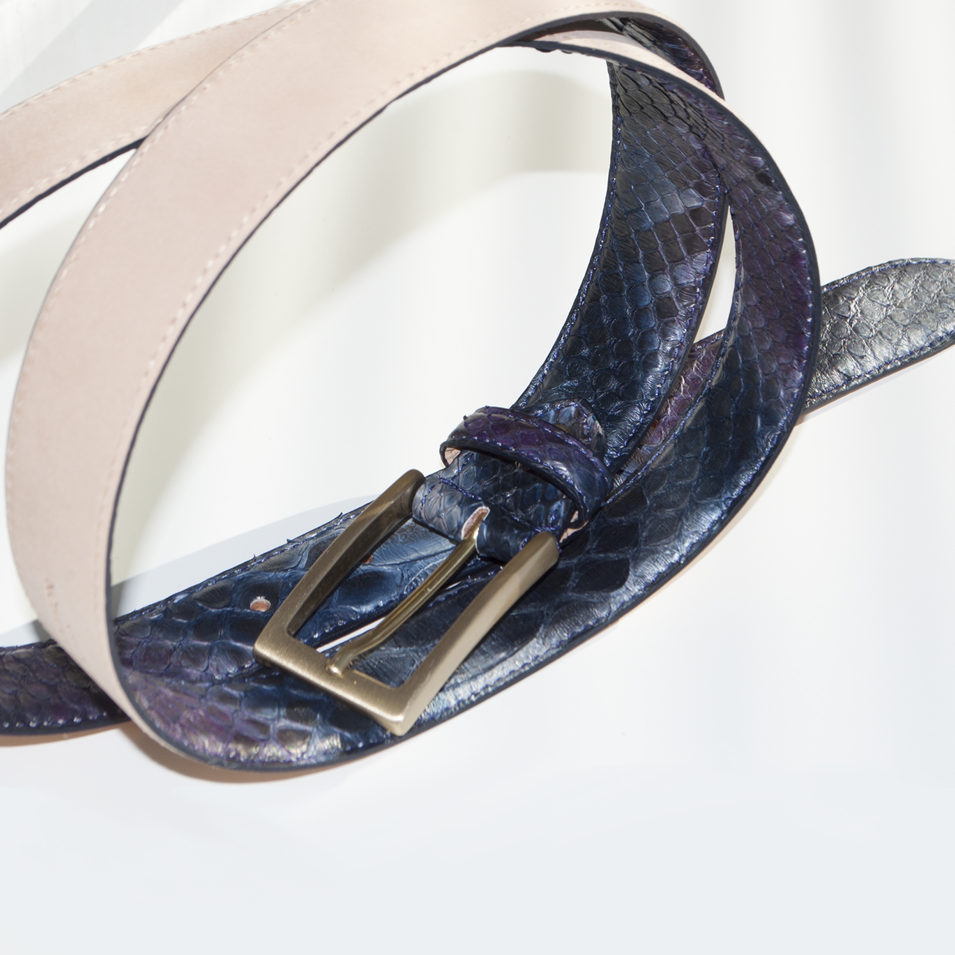 BRUCLE Hand-buffered python belt with nickel free golden buckle, blue and purple
