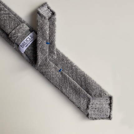 Corbata sin forro de lana y seda, tartán gris claro