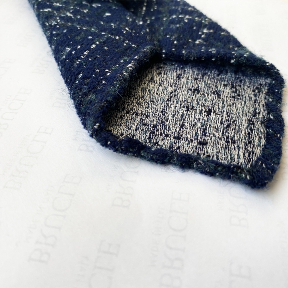 Cravate non doublée en laine et soie, tartan bleu et vert