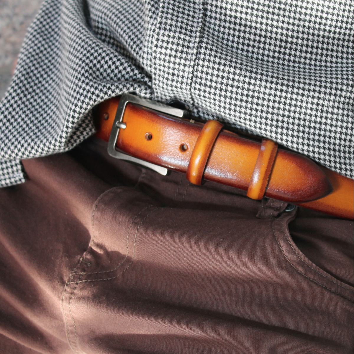 leather belt brown gold