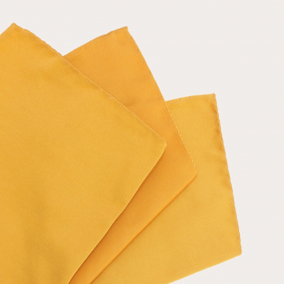 BRUCLE Abgestimmtes Set aus schwarzen Hosenträgern, Krawatte und Einstecktuch aus gelber Seide