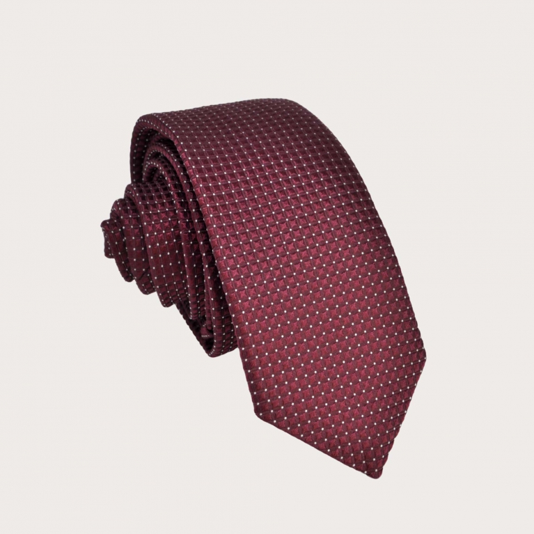 Cravate étroite bordeaux à pois en soie