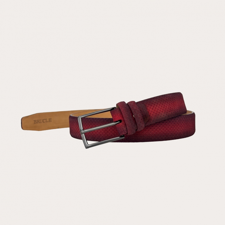 Cinturón de gamuza perforada degradado de rojo a negro