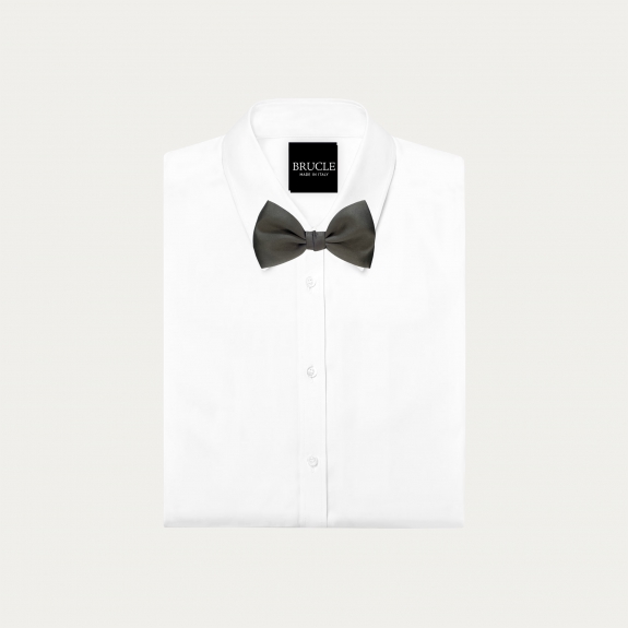 Pajarita de hombre en raso de seda verde oliva pre-anudada