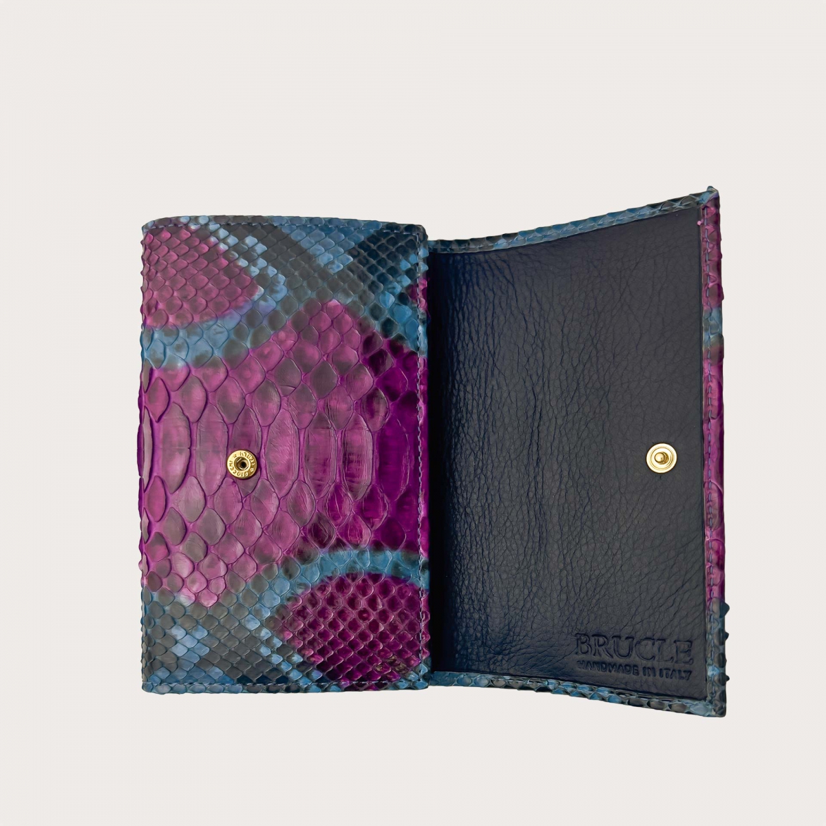 Portefeuille femme à rabat en python fuchsia et bleu ciel
