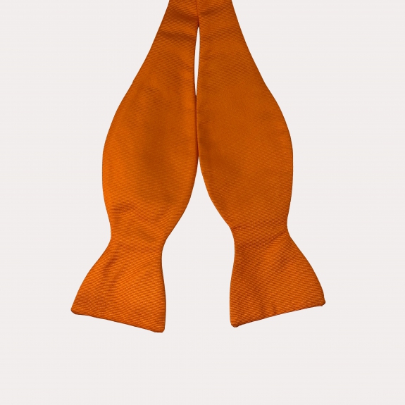 Papillon da annodare arancione in seta