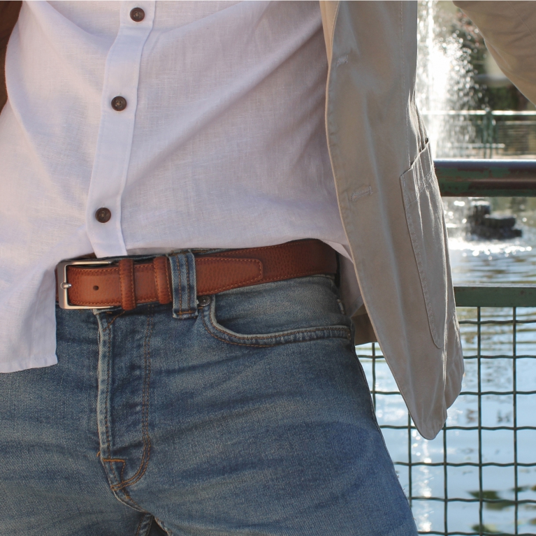 Leather belt in tumbled calfskin